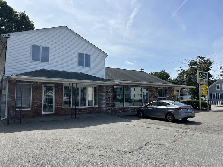 5 Hanover Ave, Pawtucket, RI for sale - Building Photo - Image 2 of 4