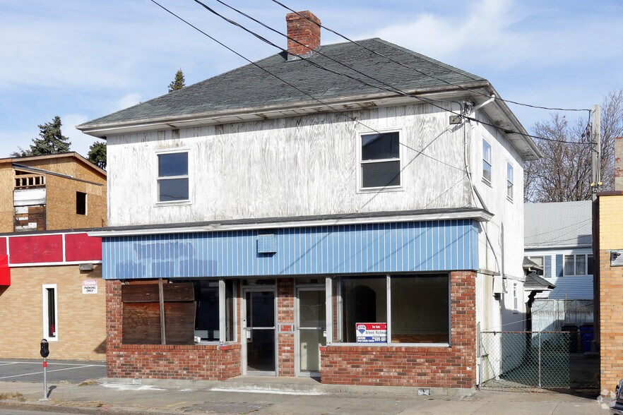 162 Rodman St, Fall River, MA 02721