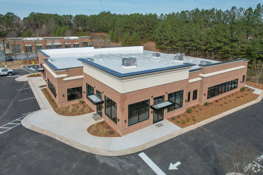 10740 Medlock Bridge Rd, Duluth, GA for lease - Building Photo - Image 1 of 3