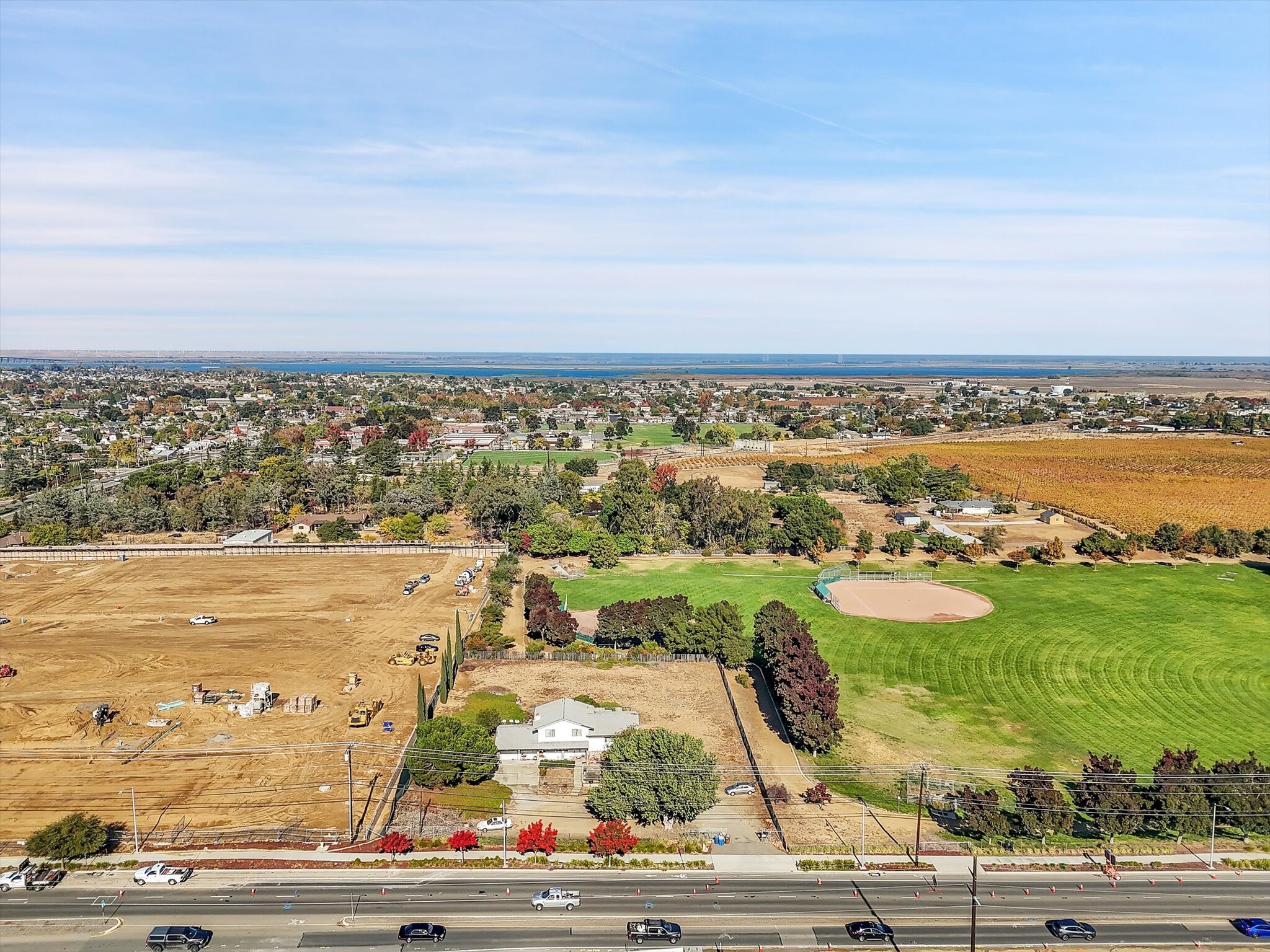 950 Laurel Rd, Oakley, CA for lease Building Photo- Image 1 of 2