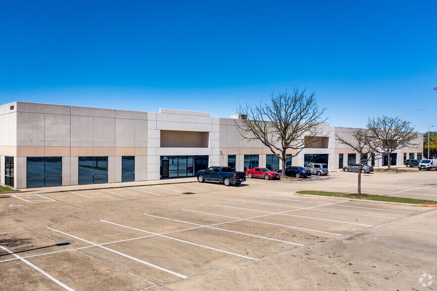 2535 Ridgepoint Dr, Austin, TX for sale - Primary Photo - Image 1 of 1