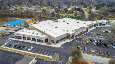 11130-11132 Kingston Pike, Farragut, TN for lease Building Photo- Image 1 of 14