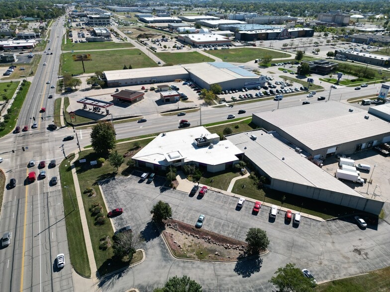 1515 Blairs Ferry Rd NE, Cedar Rapids, IA for sale - Building Photo - Image 1 of 1