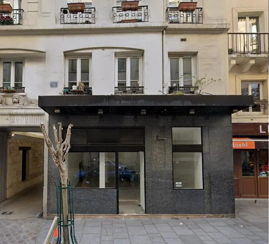 Retail in Paris for lease Building Photo- Image 1 of 3