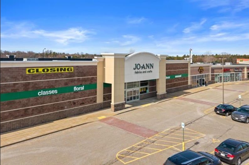 250 Crossroads Dr, Plover, WI for lease Building Photo- Image 1 of 12