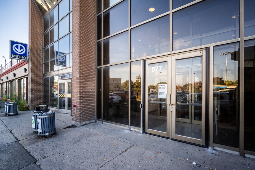 10719-10721 Rue Lajeunesse, Montréal, QC for lease - Building Photo - Image 2 of 16