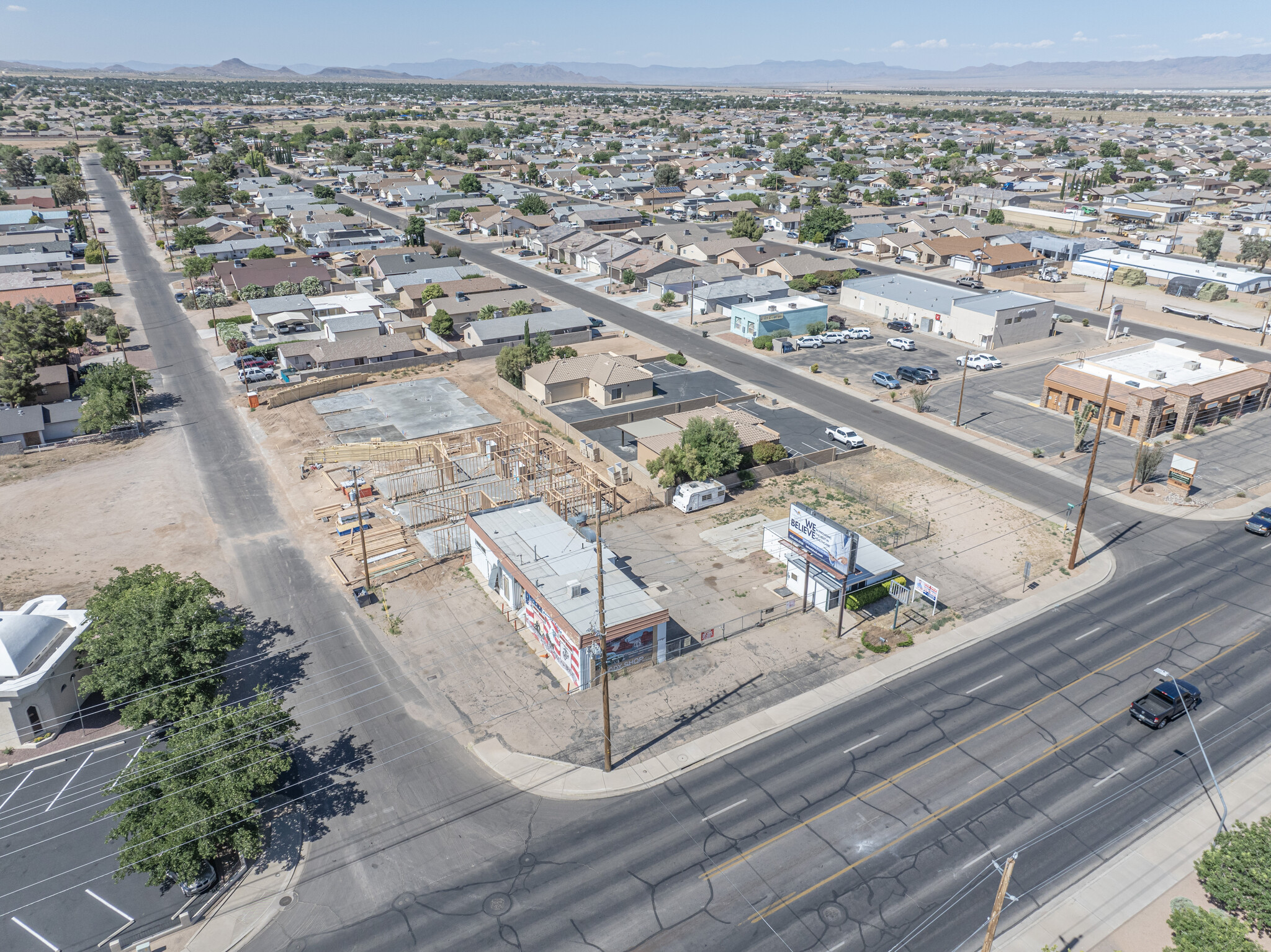 2111 Airway Ave, Kingman, AZ for sale Building Photo- Image 1 of 22