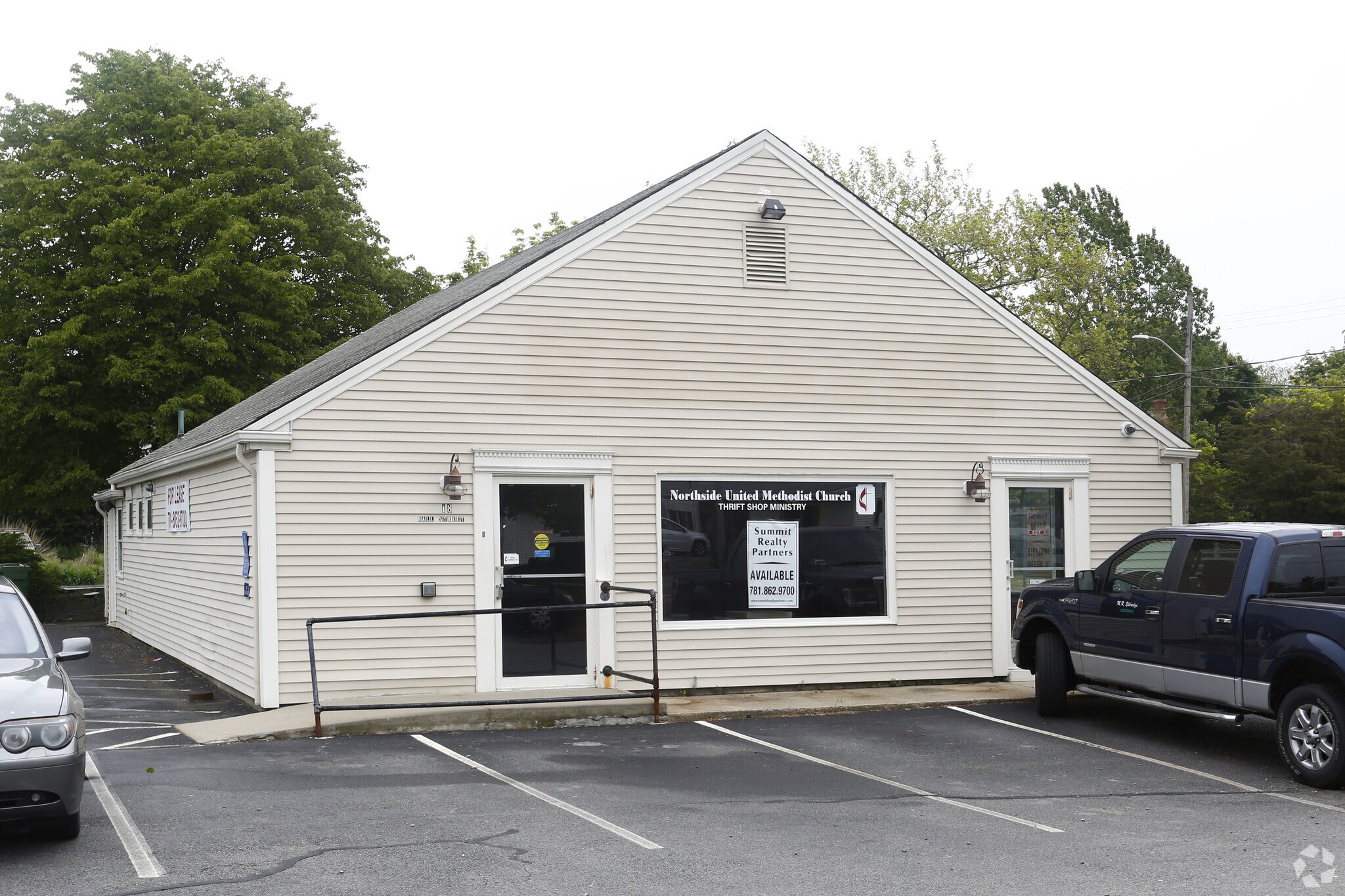 18 Hall St, Dennis Port, MA for sale Primary Photo- Image 1 of 1