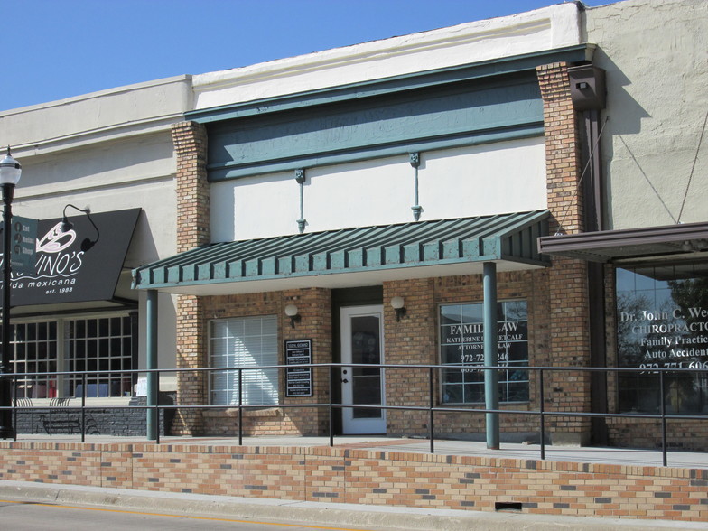 103 N Goliad, Rockwall, TX for lease - Primary Photo - Image 1 of 7