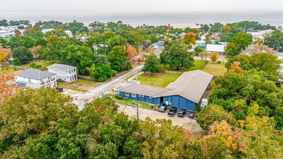 725 S J St, Pensacola, FL for sale - Aerial - Image 3 of 69