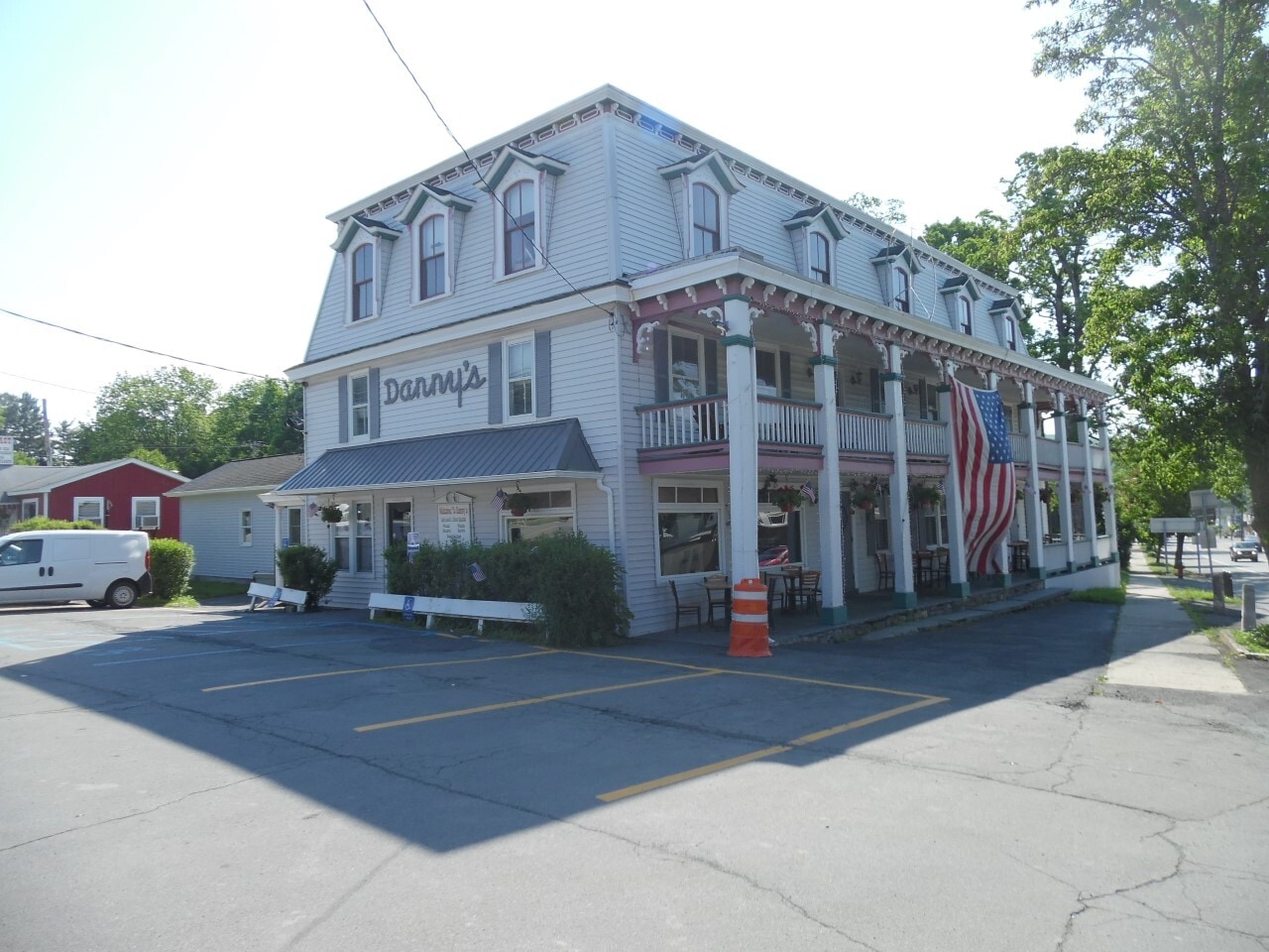 178 Kingston Ave  