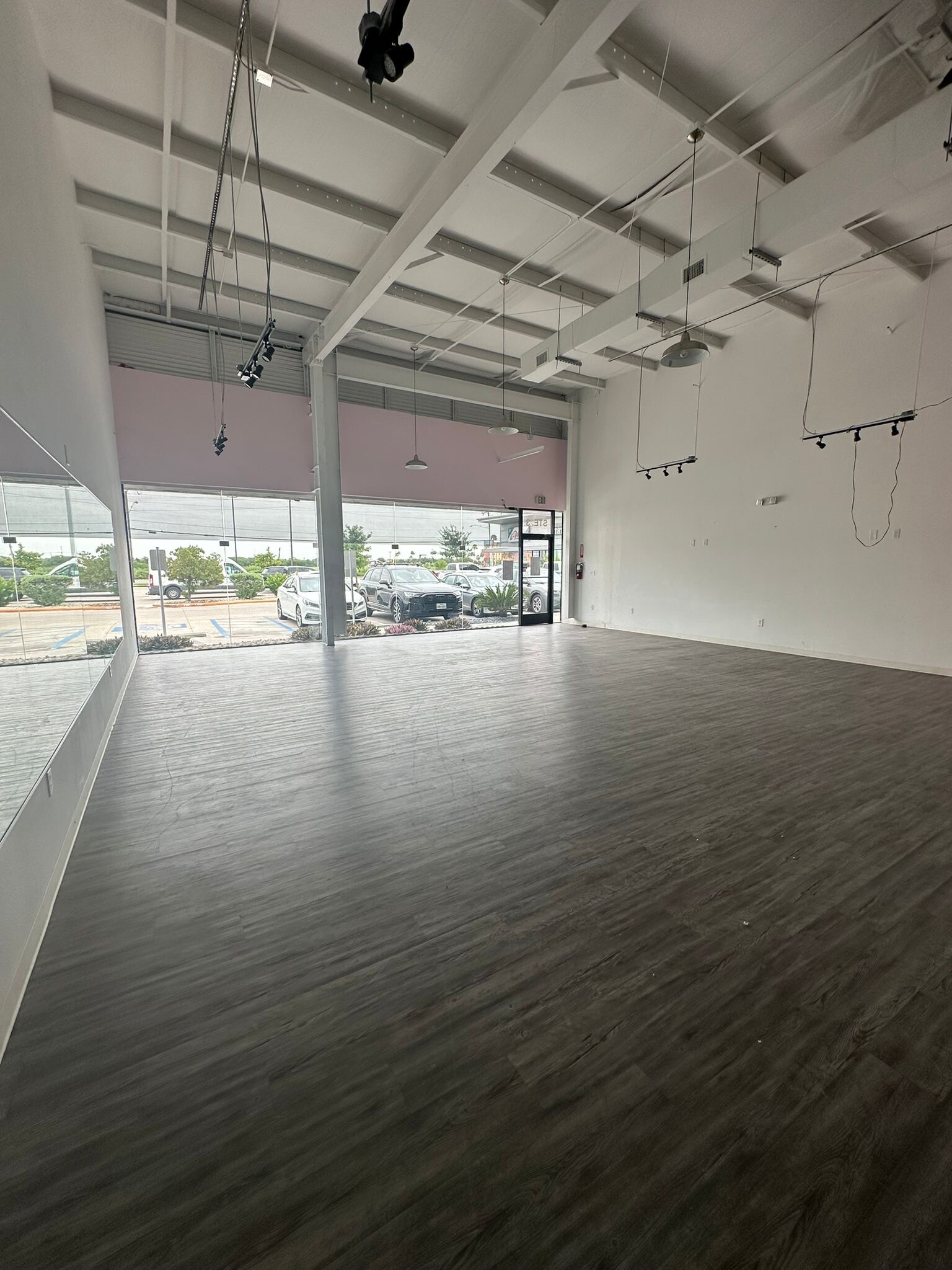 1601 W Trenton Rd, Edinburg, TX for lease Interior Photo- Image 1 of 1