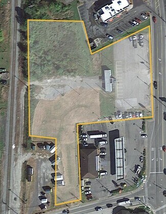 More details for TBD Main St, Chapmanville, WV - Land for Sale