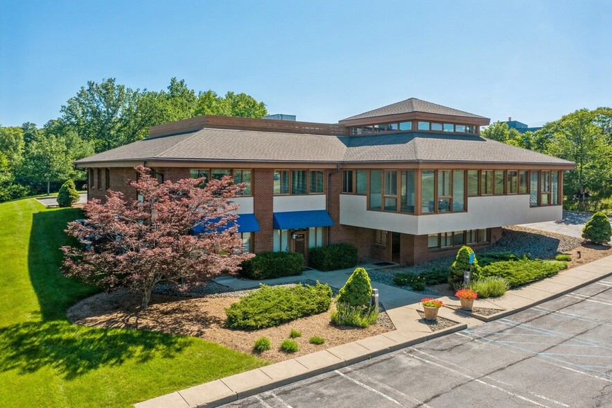 192 Tower Dr, Middletown, NY for lease - Building Photo - Image 1 of 16