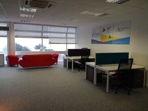 7-17 West Ter, Folkestone for lease Interior Photo- Image 2 of 6