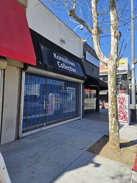 7376-7384 Melrose Ave, Los Angeles, CA for lease - Building Photo - Image 2 of 6