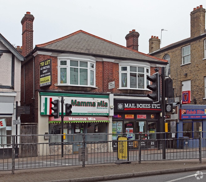 21-21B Clarence St, Staines for sale - Primary Photo - Image 1 of 1