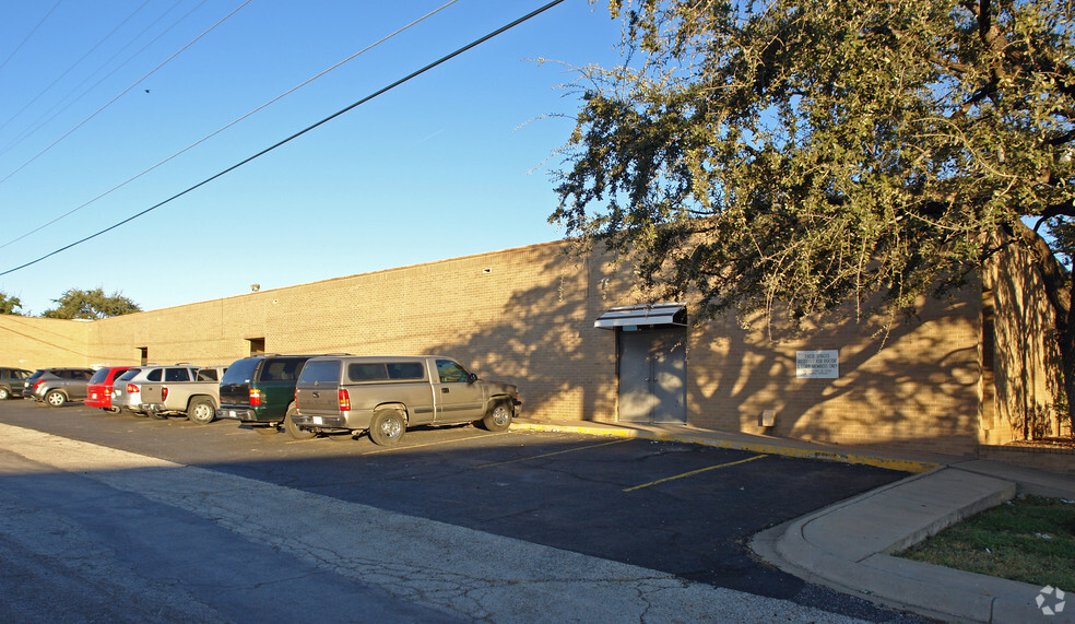 2407 W Louisiana Ave, Midland, TX for lease - Building Photo - Image 2 of 41