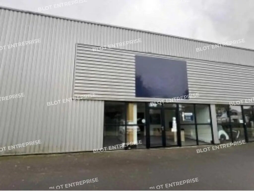Office in Thorigné-Fouillard for lease Building Photo- Image 1 of 5