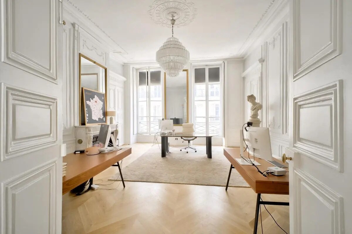 Office in Paris for lease Building Photo- Image 1 of 10