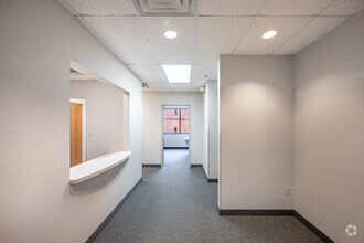 360 Sherman St, Saint Paul, MN for lease Interior Photo- Image 2 of 3