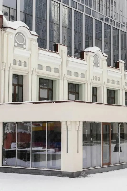 Retail in Istres for sale Building Photo- Image 1 of 4