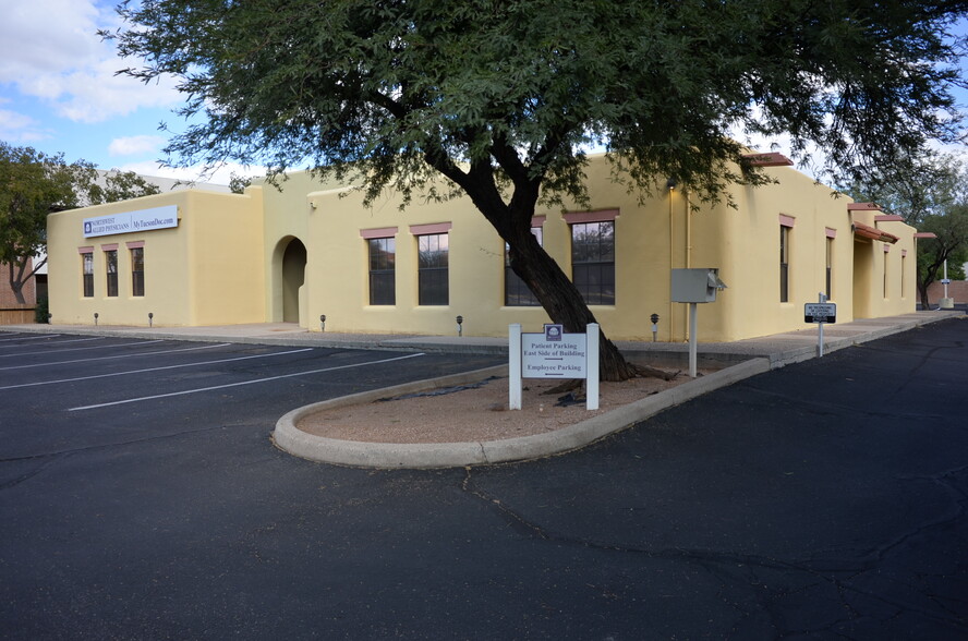 1622 N Swan Rd, Tucson, AZ for lease - Building Photo - Image 1 of 11