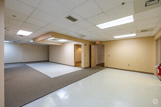 4250 US Highway 1, Monmouth Junction, NJ for lease Interior Photo- Image 2 of 6