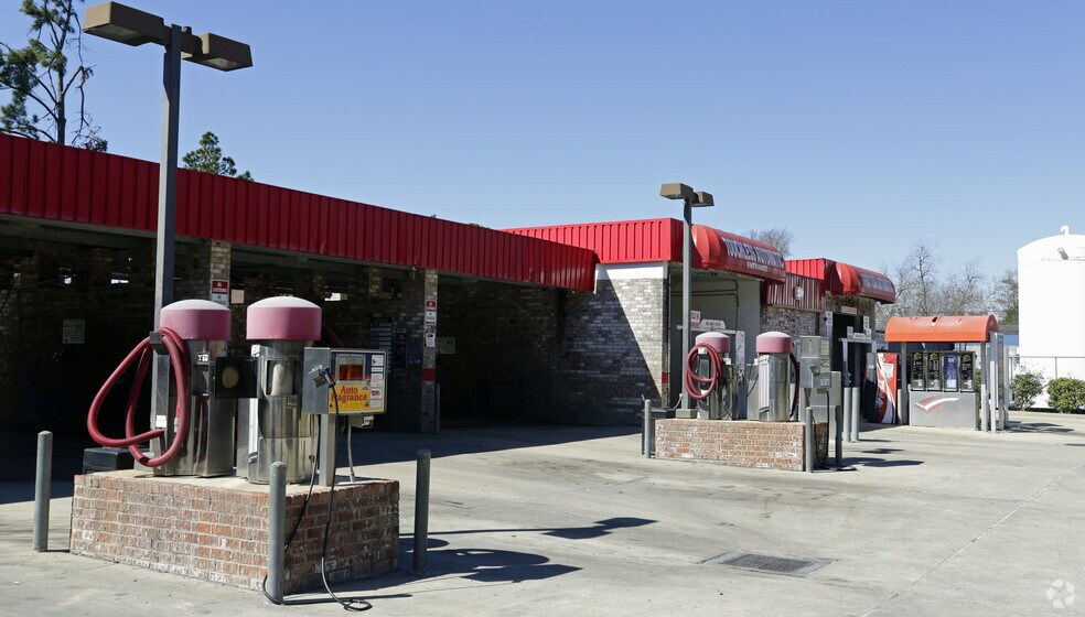 10212 Jefferson Hwy, River Ridge, LA for sale - Primary Photo - Image 1 of 1