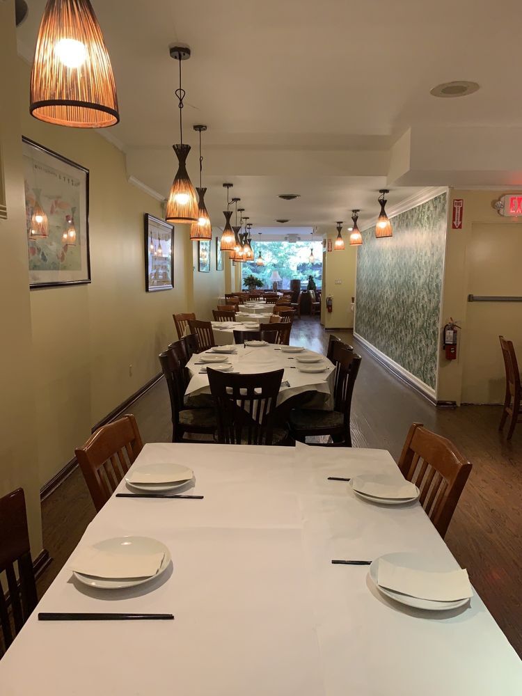 242 W 56th St, New York, NY for lease Interior Photo- Image 1 of 11