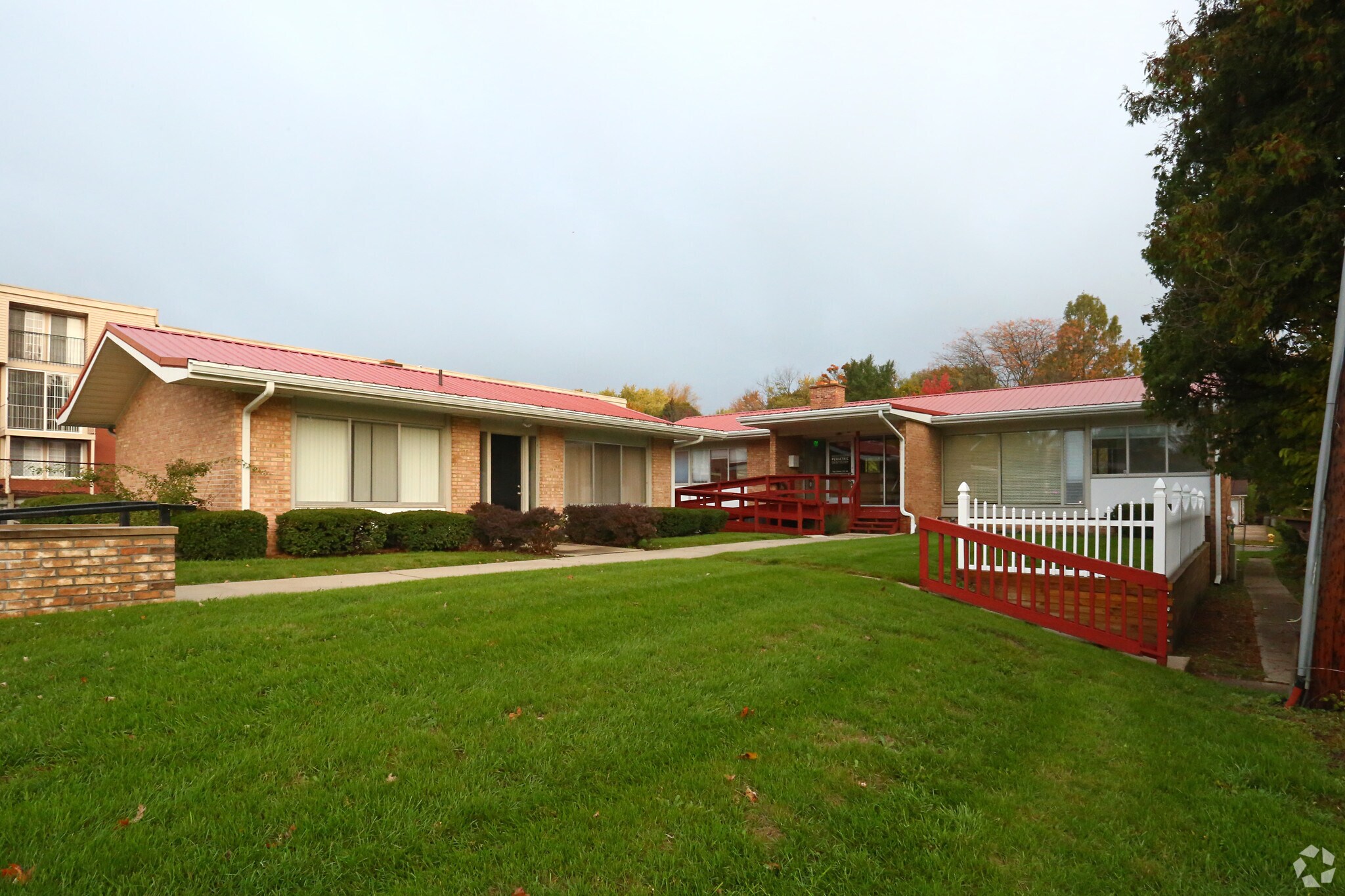 1820-1822 Washtenaw Ave, Ypsilanti, MI for sale Primary Photo- Image 1 of 1