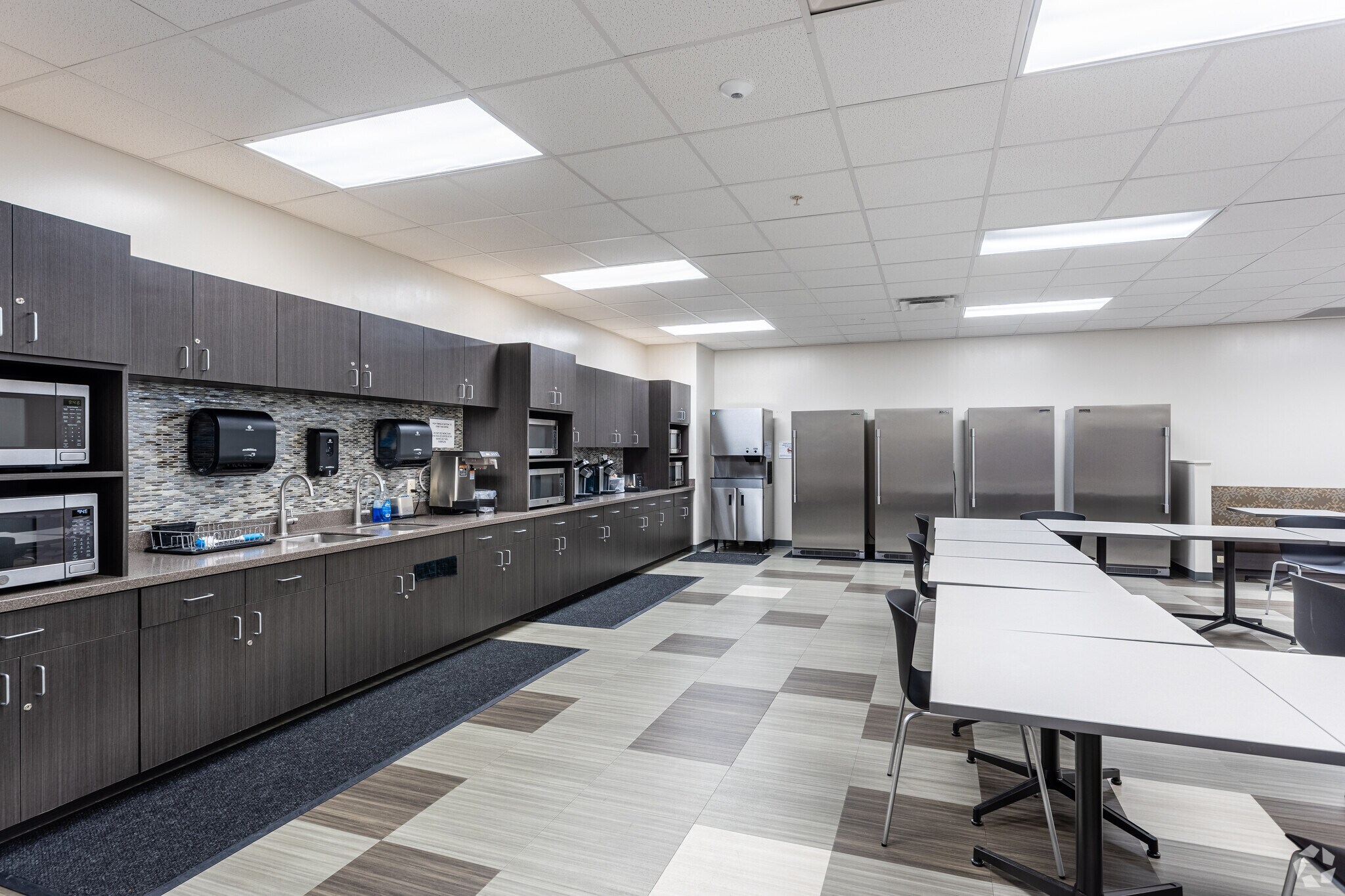 3563 Philips Hwy, Jacksonville, FL 32207 San Marco East Plaza