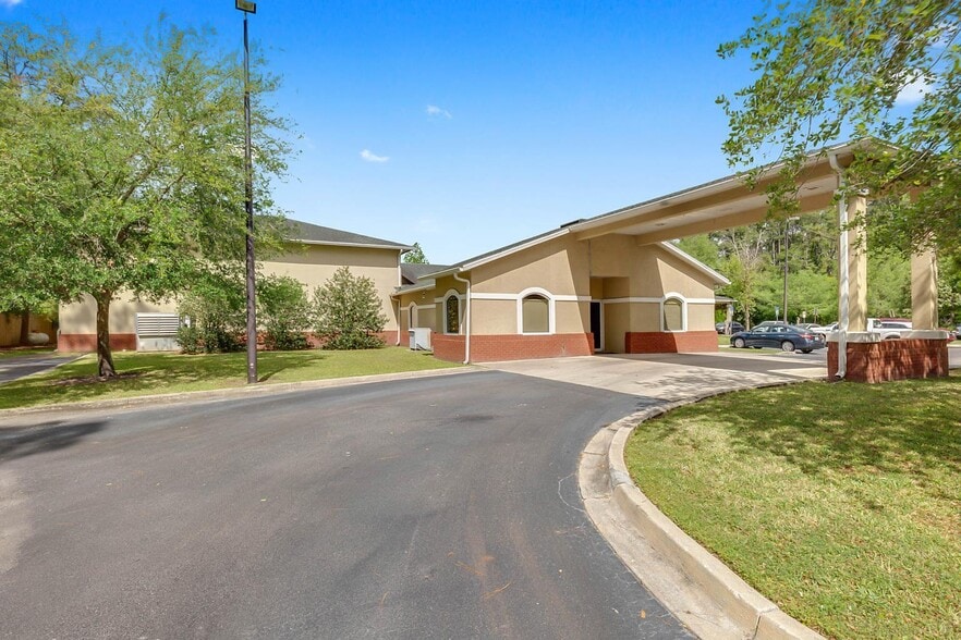 5742 Booth Rd, Jacksonville, FL for lease - Building Photo - Image 1 of 5