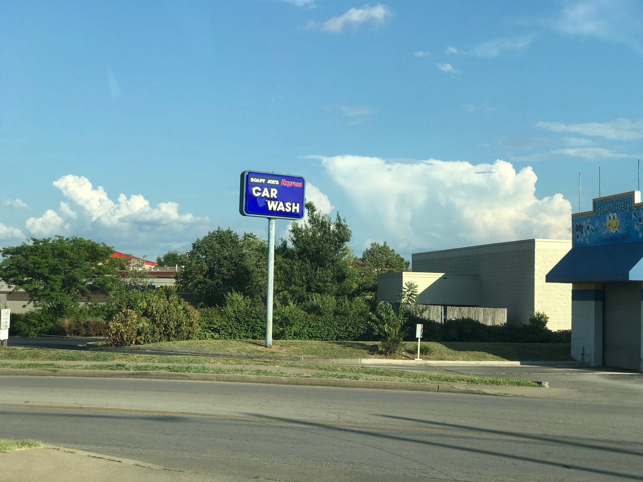 3098 Old Todds Rd, Lexington, KY 40509 Soapy Joes