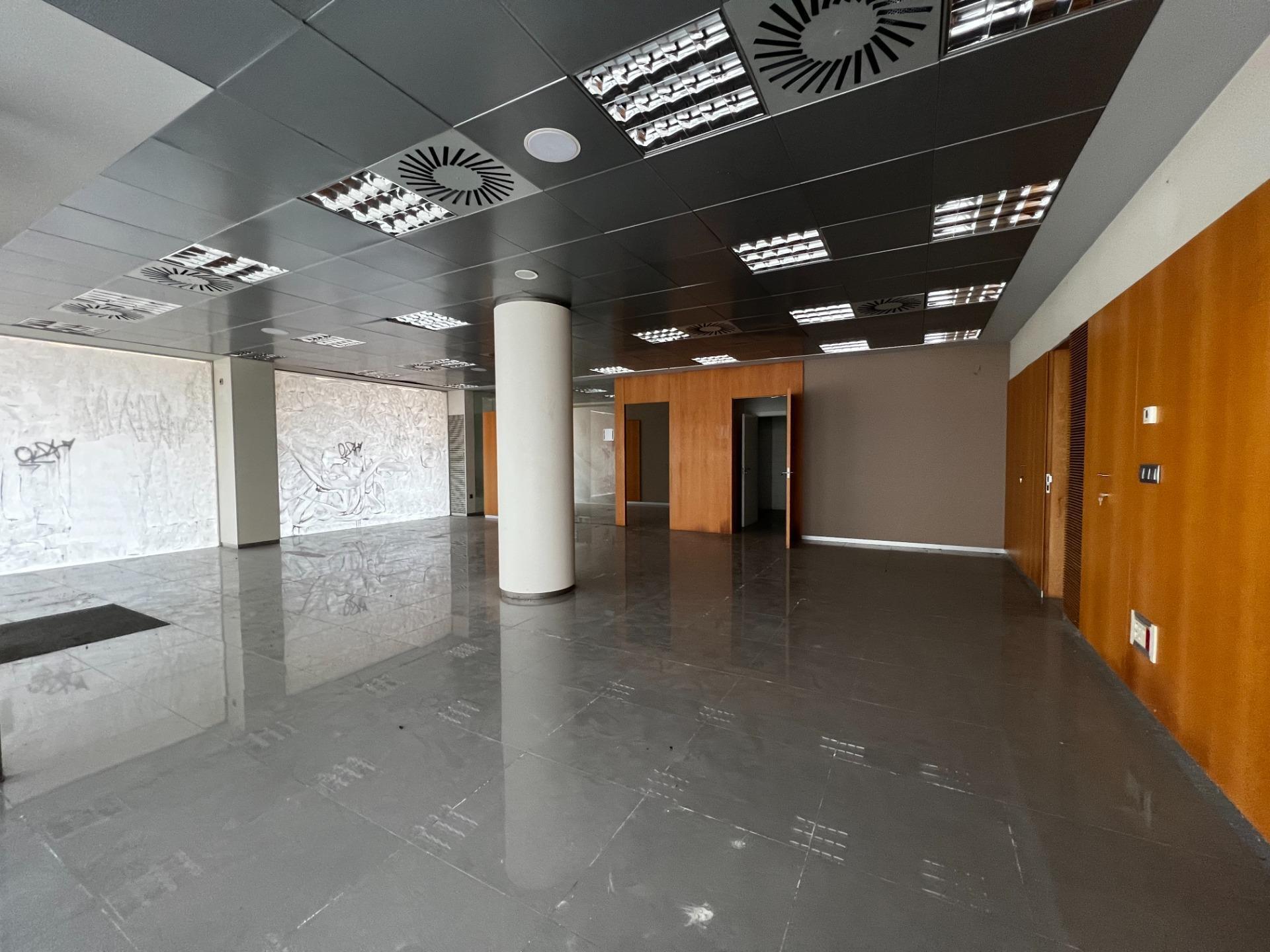 Retail in València, Valencia for sale Interior Photo- Image 1 of 12