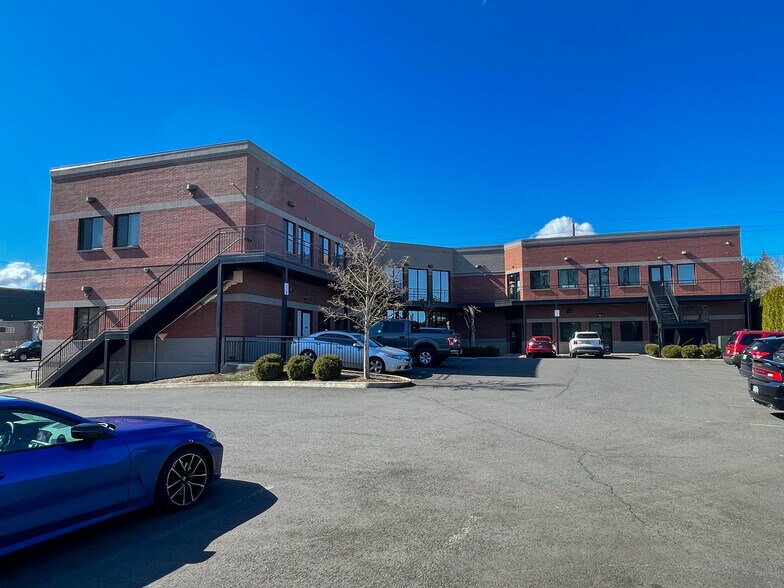 9975 SW Frewing St, Tigard, OR for sale - Building Photo - Image 1 of 1