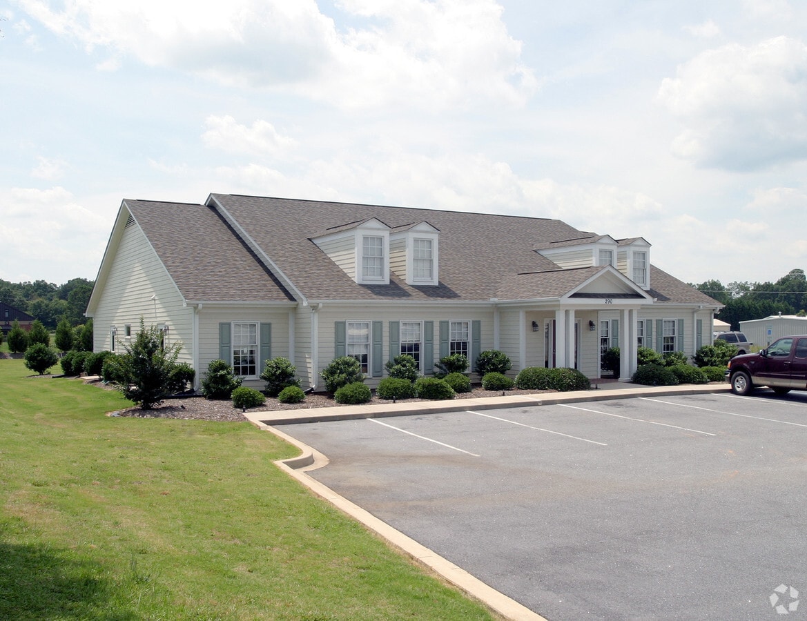 290 Enterprise Dr, Easley, SC 29642