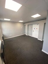 72 Church Rd, Stockton On Tees for lease Interior Photo- Image 2 of 4