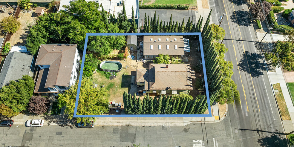 5203 J St, Sacramento, CA for sale - Primary Photo - Image 1 of 1