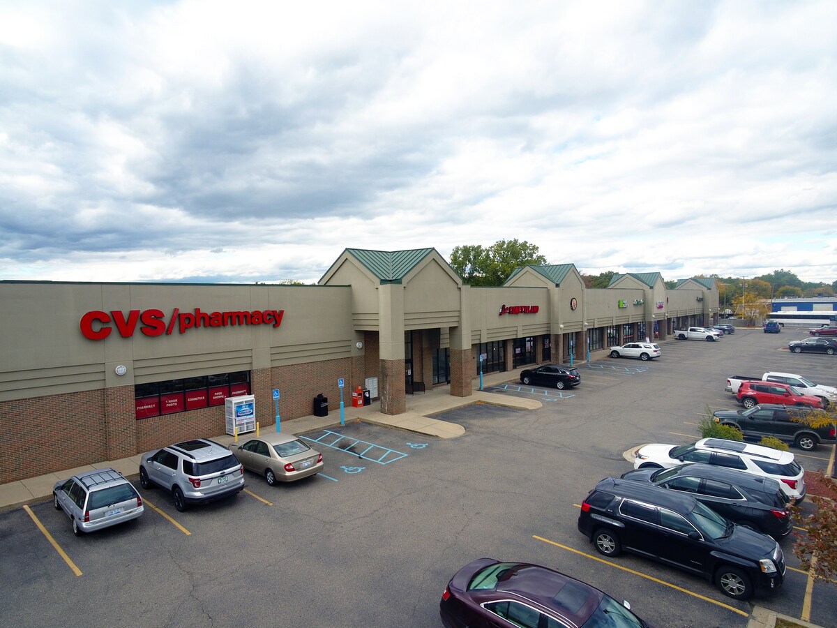 2684227000 Telegraph Rd, Flat Rock, MI 48134