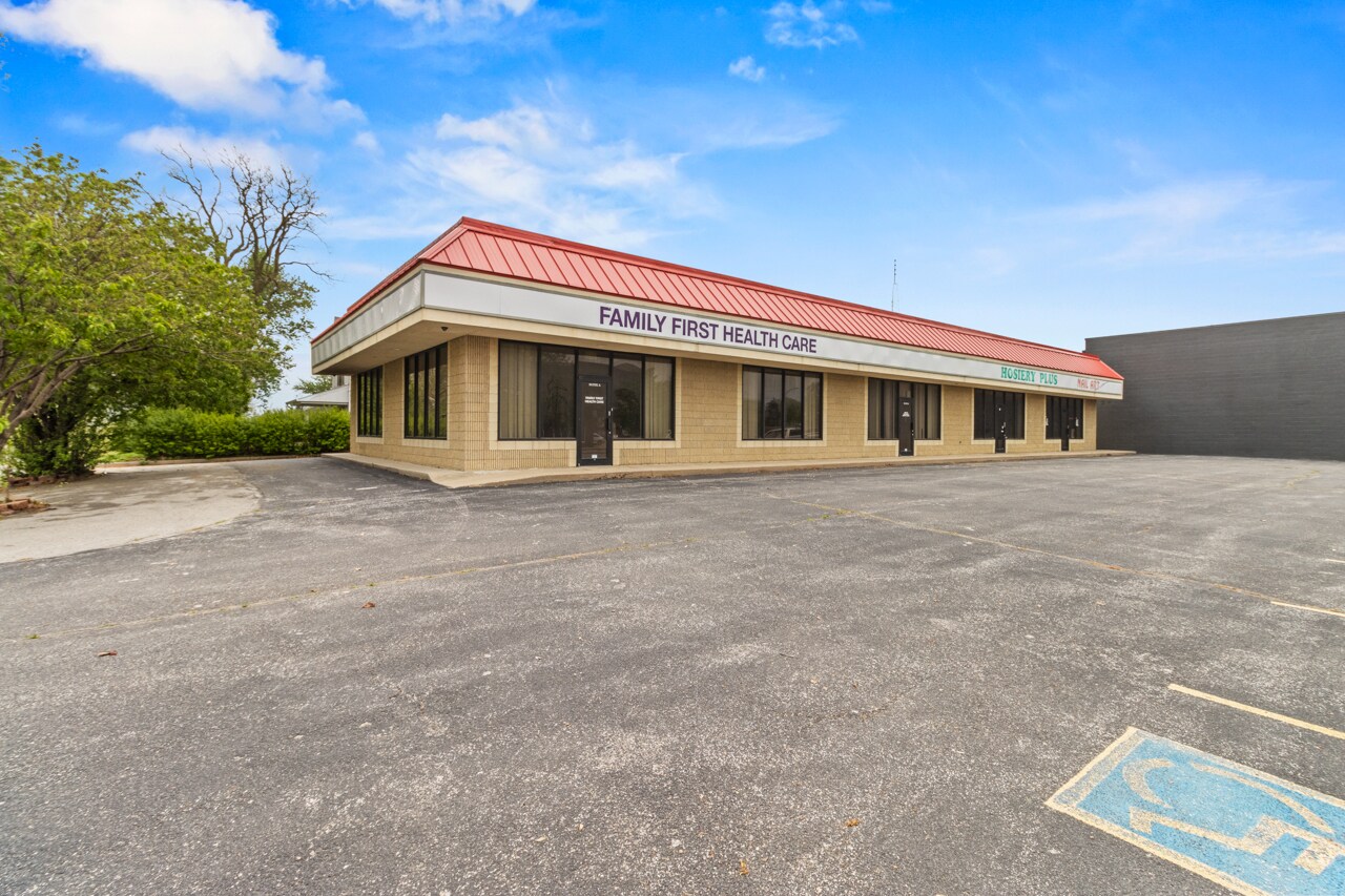 5420 Northwest Radial Hwy, Omaha, NE for lease Primary Photo- Image 1 of 10