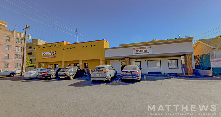 341-345 Essex St, Hackensack, NJ for sale - Building Photo - Image 1 of 3