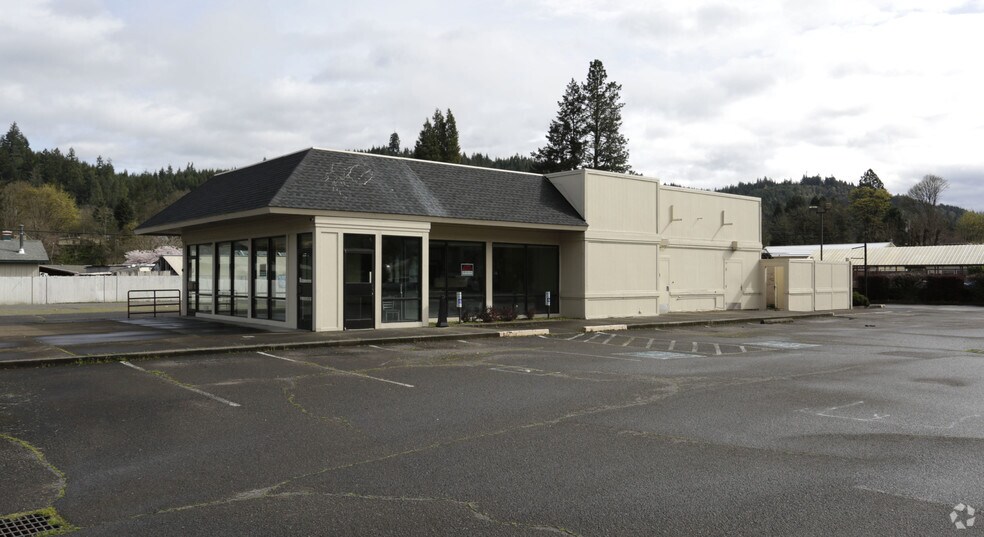 47567 Highway 58, Oakridge, OR for sale - Primary Photo - Image 1 of 1