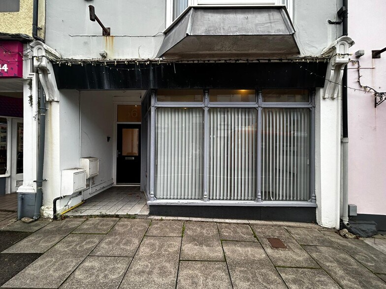 66 Newton Rd, Swansea for sale - Building Photo - Image 1 of 1