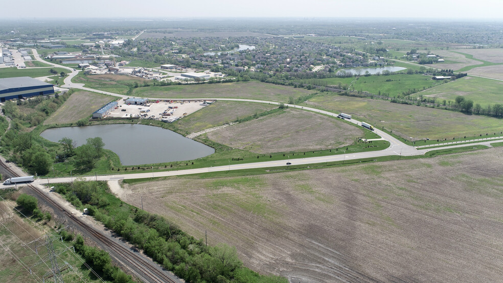 Twin Rail Dr, Minooka, IL for sale - Building Photo - Image 3 of 3