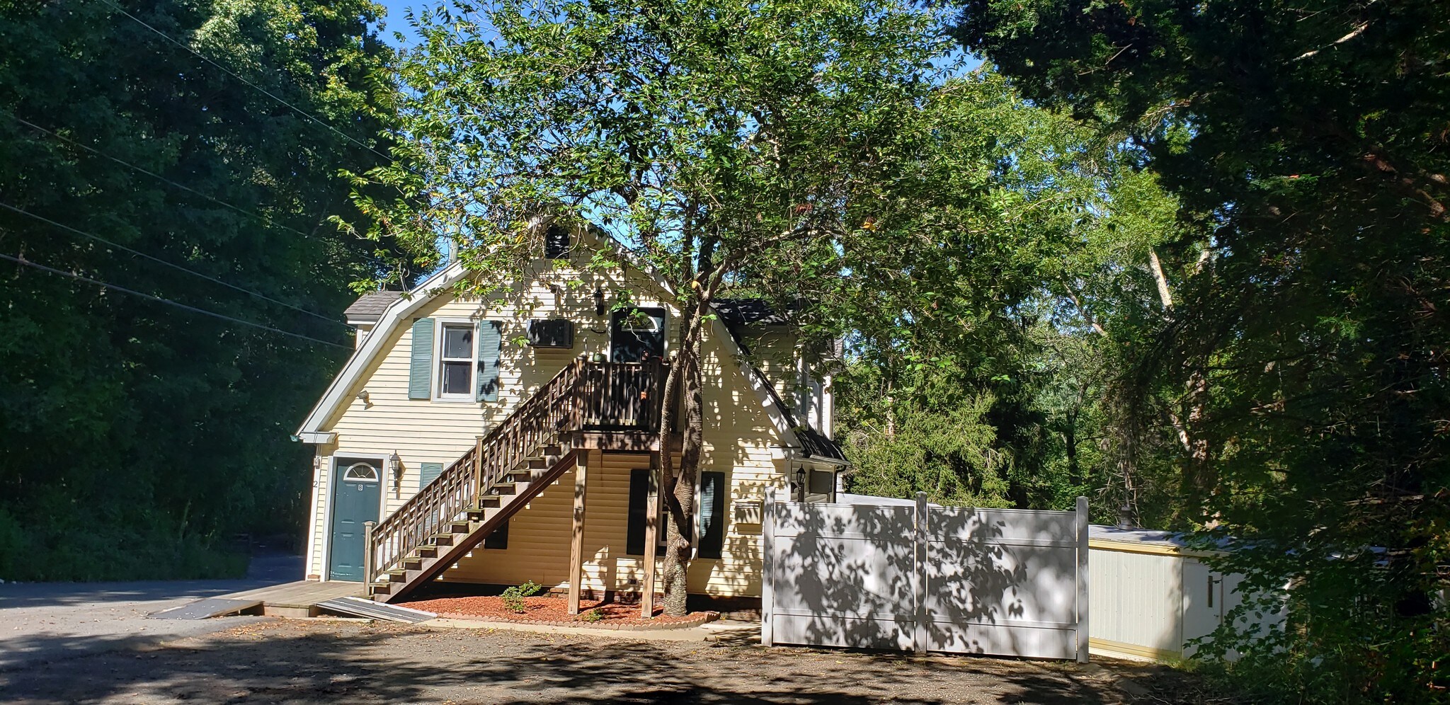 2 Old Mill Rd, Clinton, CT for sale Primary Photo- Image 1 of 1