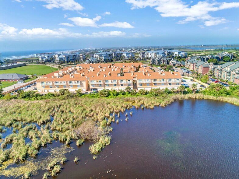 3506 Cove View Blvd, Galveston, TX 77554