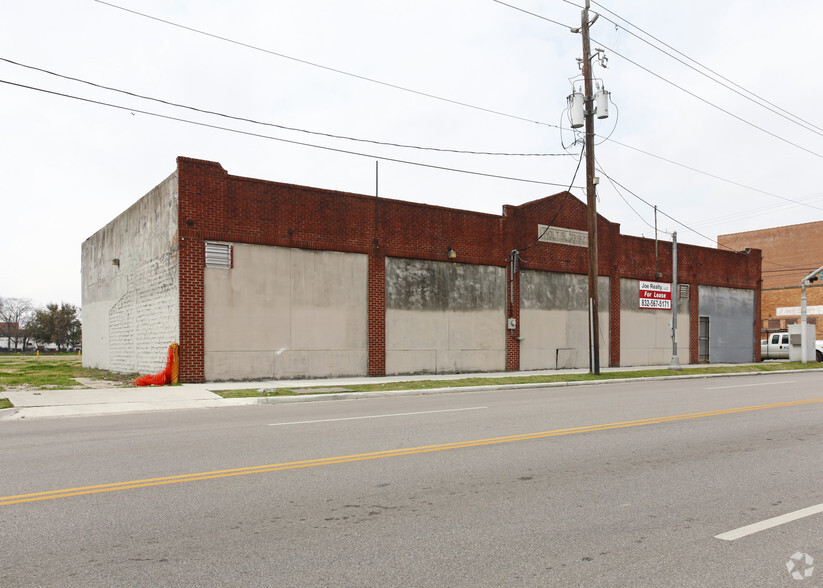 2402 Mckinney St, Houston, TX for lease - Primary Photo - Image 1 of 9