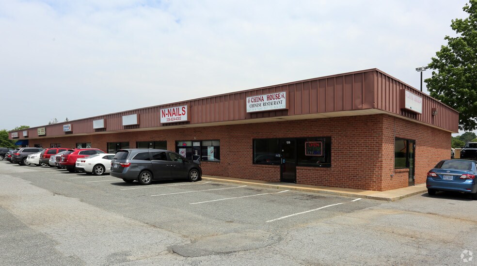 126140 N Brady St, Ramseur, NC 27316