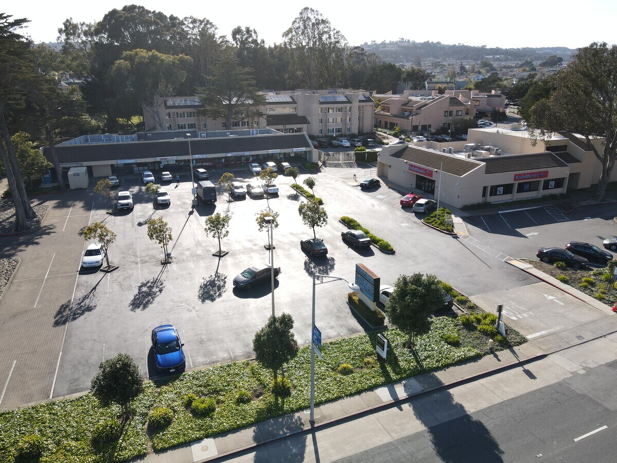 925 955 El Camino Real South San Francisco Ca 94080 Fairway Plaza Loopnet Com